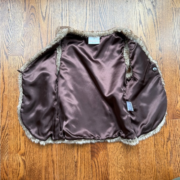Hanna Andersson Faux Fur Vest Sz 5 - Picture 3 of 7